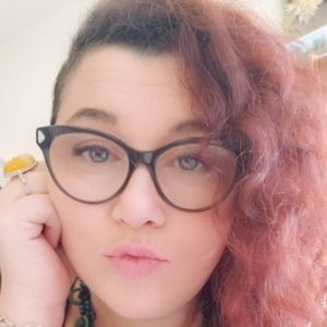 Meet your Posher, Cara